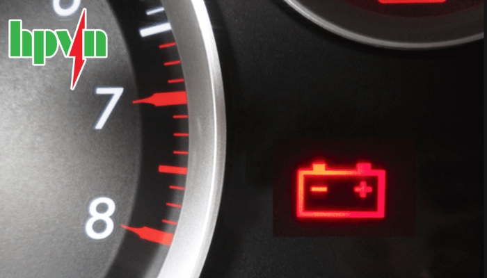 dấu hiệu ắc quy &ocirc; t&ocirc; yếu