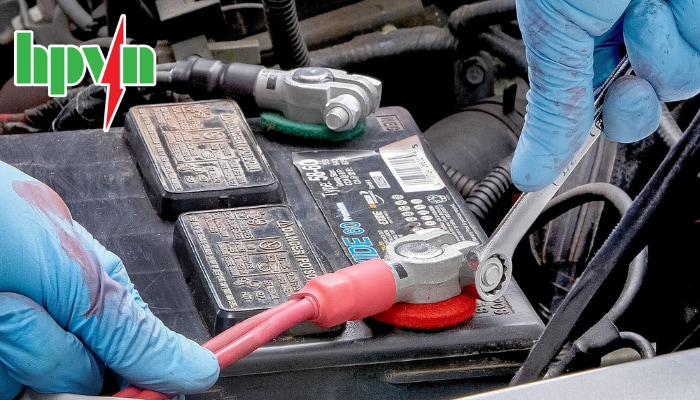 Ắc quy bị ngược cực do đấu sai cực ắc quy