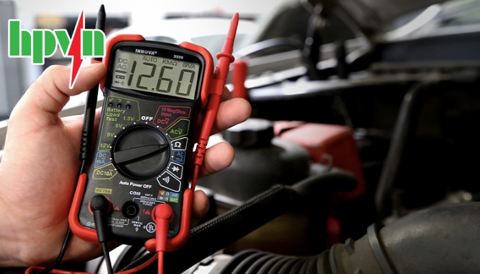 Kiểm tra sạc b&igrave;nh ắc quy trước khi thay